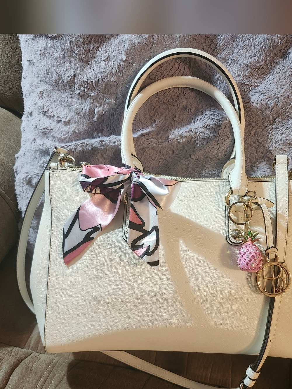 Henri Bendel Off White Saffiano Leather Structured Dual Handle Tote W Strap, EUC - Picture 5 of 16